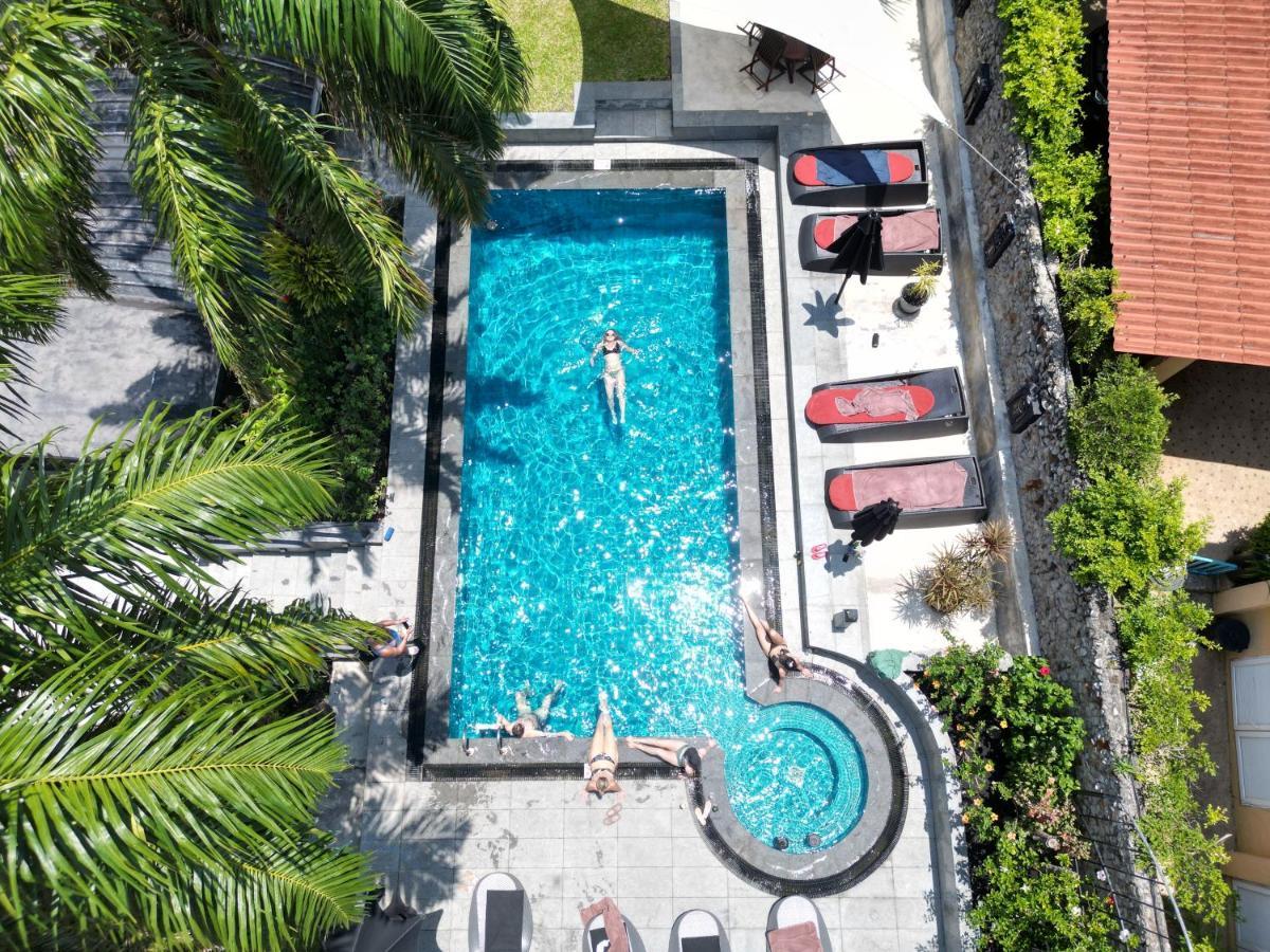 Baan Heaven / Patong Beach Pool Villa Sleeps up to 15 Buitenkant foto