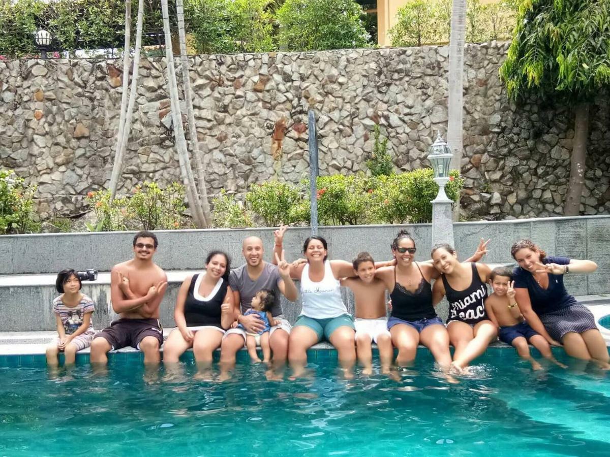 Baan Heaven / Patong Beach Pool Villa Sleeps up to 15 Buitenkant foto