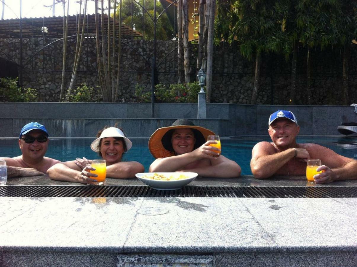 Baan Heaven / Patong Beach Pool Villa Sleeps up to 15 Buitenkant foto